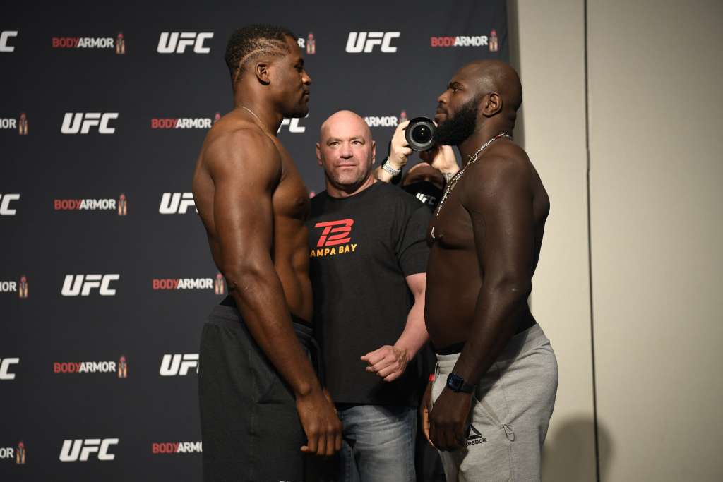 Na balança, apenas Jeremy Stephens acabou ultrapassando o peso em 2,1kg acima do limite ao marcar 68,3kg