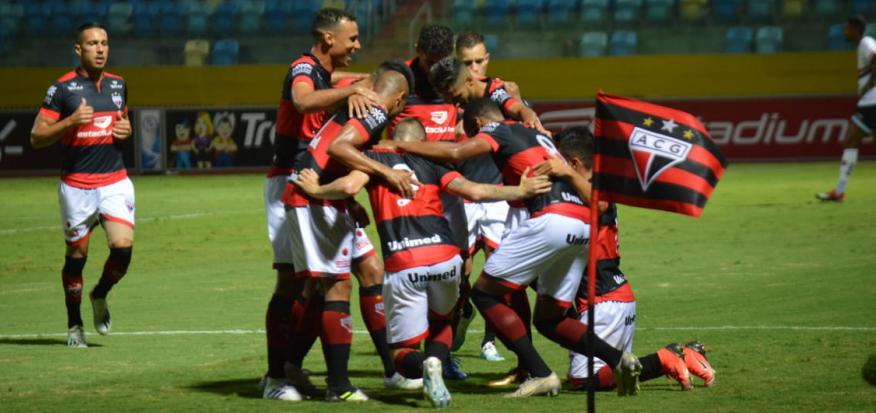 Clube do Brasileirão atrela corte salarial a permanência na Série A
