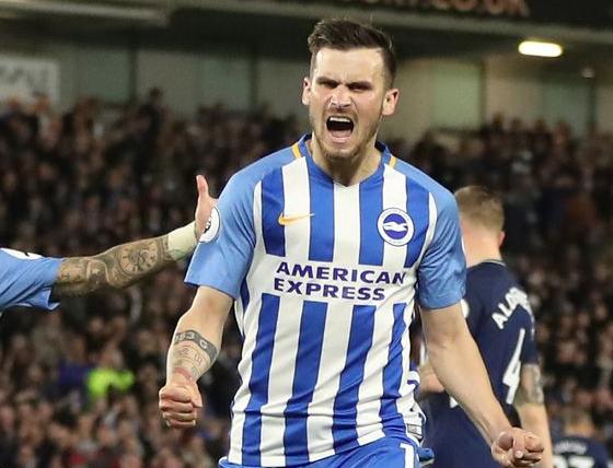 Inglês: Brighton tem jogador diagnosticado com covid-19, mas mantém treinos individuais