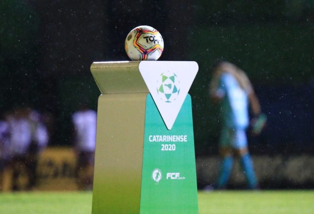 Federação Catarinense aprova ‘5 substituições’, mas deixa decisão final para clubes