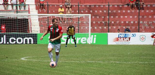 Paulista A2: Zagueiro ex-Olímpia comenta renovação com a Portuguesa Santista