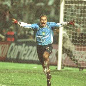 Há 21 anos, Palmeiras eliminava Corinthians na Libertadores