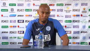 Sem destaque e com polêmica com torcedores, time da Série C anuncia saída de zagueiro