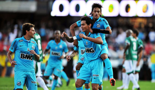 Neymar fazia história e o Santos voltava a ser tri paulista há 8 anos