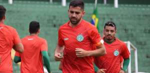 Lucas Abreu elogia confiança recebida e foca em sequência no Guarani