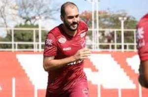 Ex-Corinthians fala de sua passagem pelo Vila e planeja virar treinador