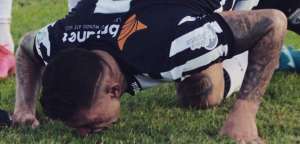 Zagueiro da Série C revela que teve contato com o pai que está com Covid-19