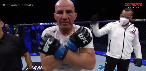 UFC: Glover Teixeira vence favorito e campineiro finaliza americano