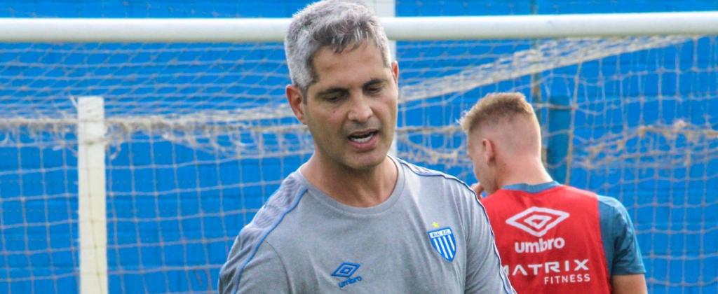 Rodrigo Santana revela que Avaí devolverá em janeiro os 25% da redução salarial