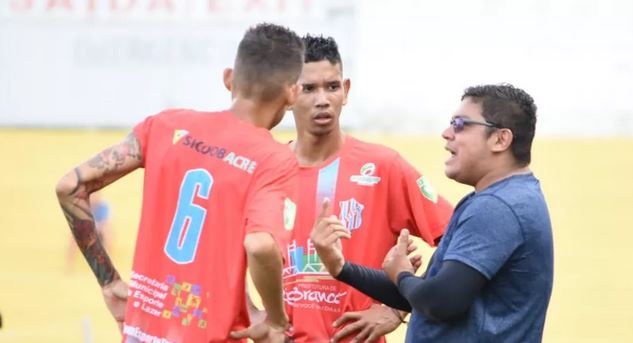 Técnico deixa equipe que perdeu todas as partidas do Campeonato Acreano