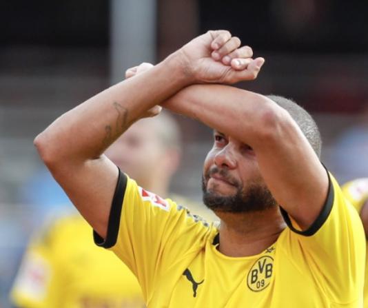 Ídolo do Guarani comemora goleada do Borussia Dortmund nas redes sociais