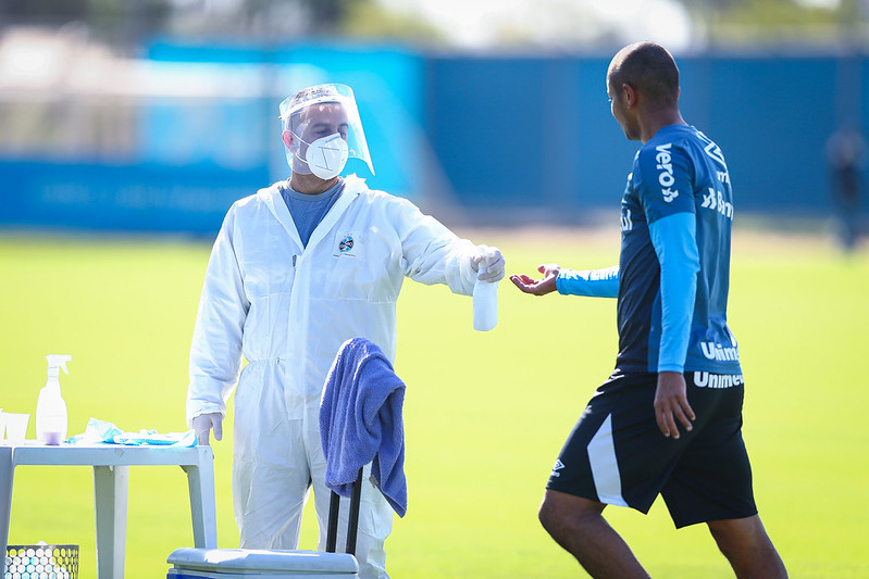 Grêmio ‘recupera’ atividade cancelada de segunda e conclui semana de treinos