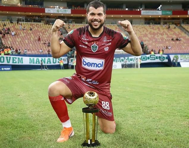 Clube da Série C banca tratamento de goleiro sem contrato