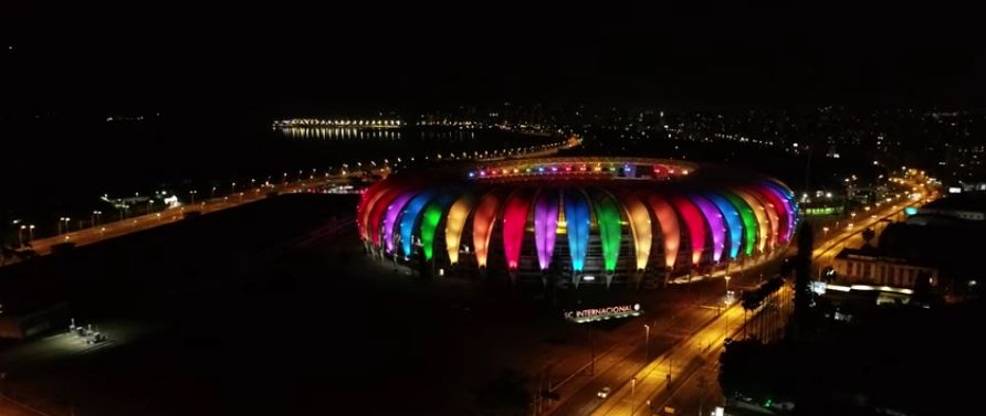 Dia Internacional Contra a Homofobia: Clubes lembram da data com mensagem de carinho