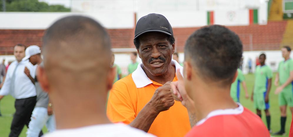 Exemplo de amor e dedicação: ídolo corintiano completa 71 anos