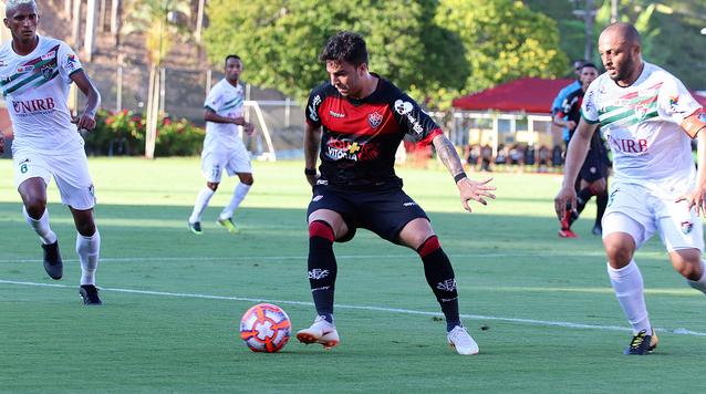 Governo da Bahia proíbe futebol no estado até junho, pelo menos