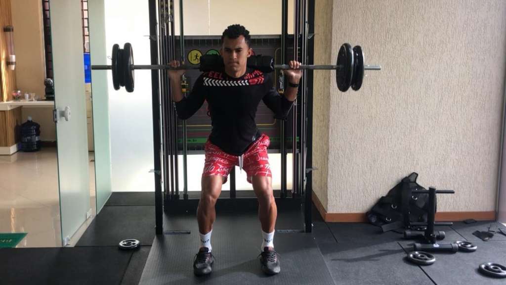 Romércio mantém rotina de treinamento na quarentena