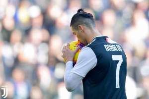 Retorno do Campeonato Italiano depende da curva de contágio, afirma ministro