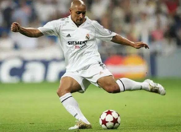 Pentacampeão mundial crava que Fenômeno foi melhor do que Messi, CR7 e Neymar