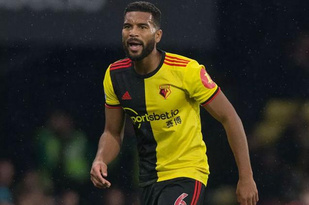 Campeonato Inglês registra seis casos de Covid-19 e zagueiro é o 1º com nome revelado