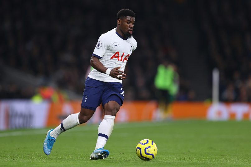 Tottenham abre processo disciplinar após jogador ‘furar’ quarentena pela 3ª vez