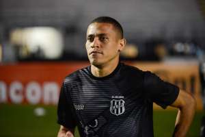 Adaptado, meia valoriza treinos online na Ponte Preta: 'Ajudando bastante'