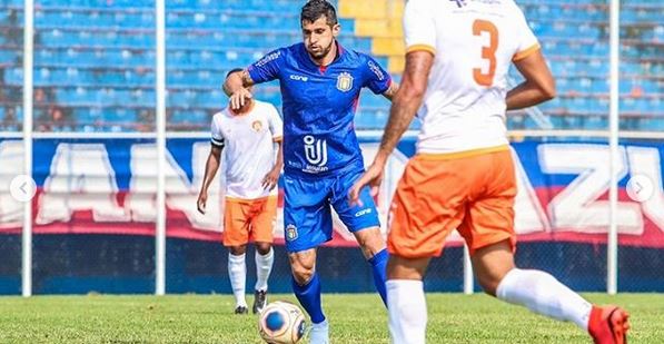 Ídolo do Santa Cruz, atacante confirma saída de clube do Paulista A2: ‘Obrigado a todos’