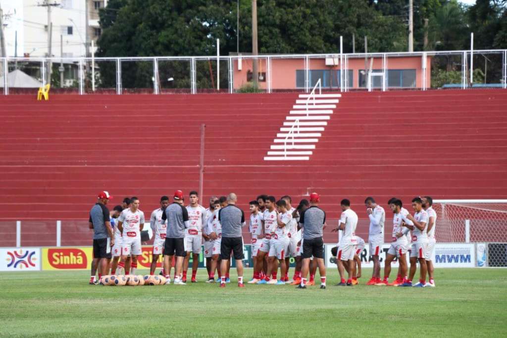 Vila Nova planeja voltar aos treinos no início de junho (Foto: Douglas Monteiro/Vila Nova)