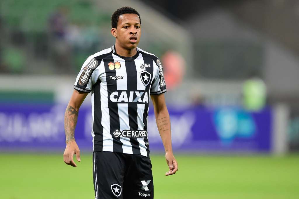 Juventude chega a acordo com Botafogo e fica perto de Gustavo Bochecha