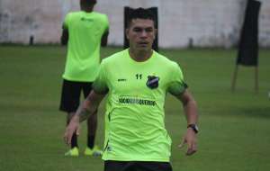 Paulista A3: Marília fecha com ex-meia do Internacional