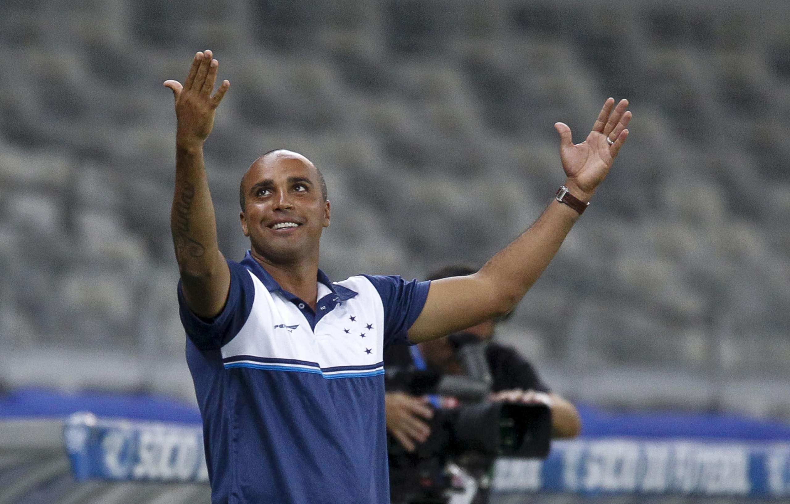 Ex-atacante de Santos e Corinthians retorna ao Cruzeiro para ser diretor de futebol