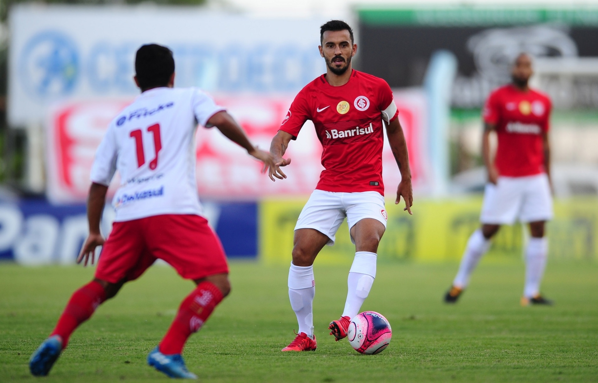 Time do Brasileirão se aproxima de renovação com lateral ex-Ponte e Corinthians