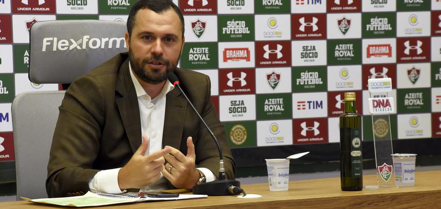 Presidente do Fluminense critica reunião da FERJ e possível volta do Cariocão