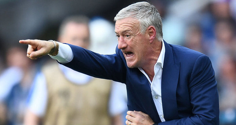 Técnico da França, Didier Deschamps critica retomada dos campeonatos na Europa