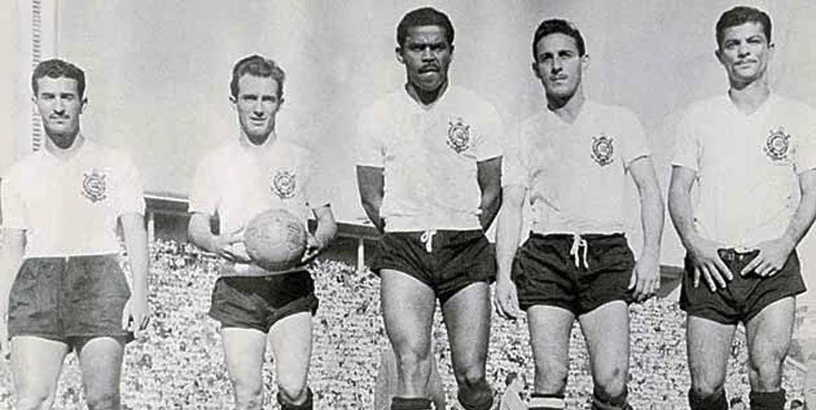Craque e artilheiro: há 55 anos, Luizinho marcava último gol pelo Corinthians