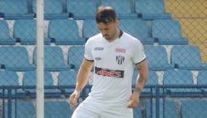 Atacante do vice-líder do Paulista A3 prega cautela: 