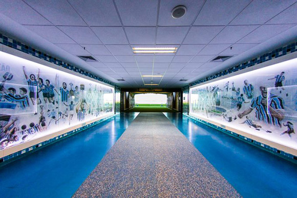 Com protocolos médicos, Grêmio retoma tour na Arena e visitações ao museu