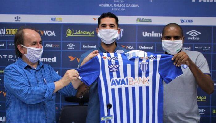 Catarinense: Apresentado, polivalente se diz arrependido por ter saído do Avaí