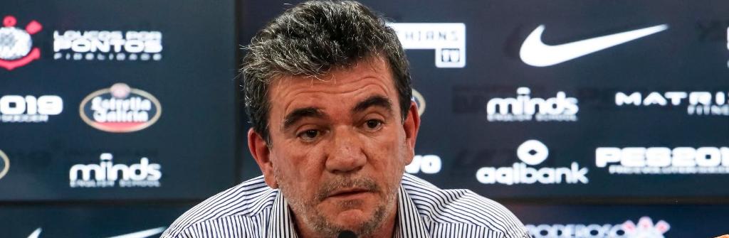 Grupo de conselheiros questiona Andrés por operação sobre venda de Pedrinho