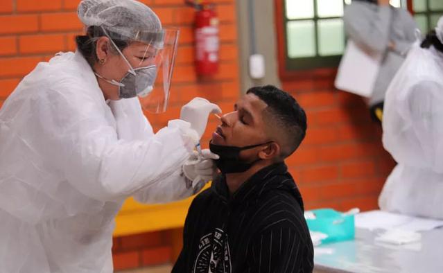 Clubes paranaenses fazem testes de Covid-19 para treinarem na segunda-feira