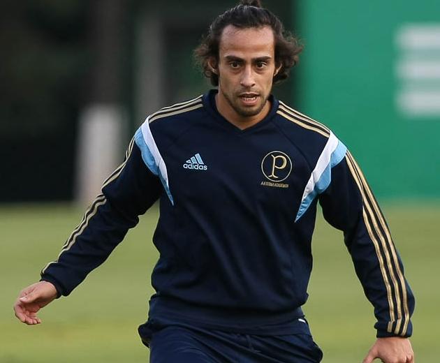 Valdívia detona dirigentes do Palmeiras: “Esse é burro de verdade”