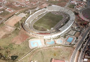 Década de 60, a dureza de se pular muros de estádios para assistir às partidas