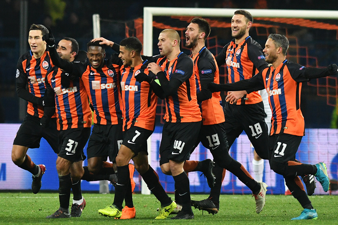 UCRANIANO: Com três gols ‘brasileiros’, Shakhtar vence clássico diante do Dínamo de Kiev