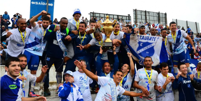 Taubaté comemora o título paulista da Série A3 de 2015 - Foto: Bruno Castilho | EC Taubaté