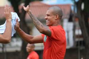 Lateral-esquerdo não renova contrato com o Guarani e fecha com time europeu