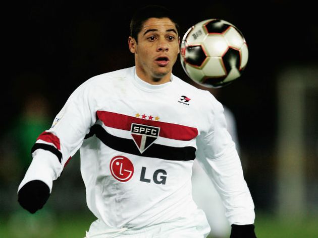 Em live, Cicinho relembra união do grupo do São Paulo e chegada de Autuori