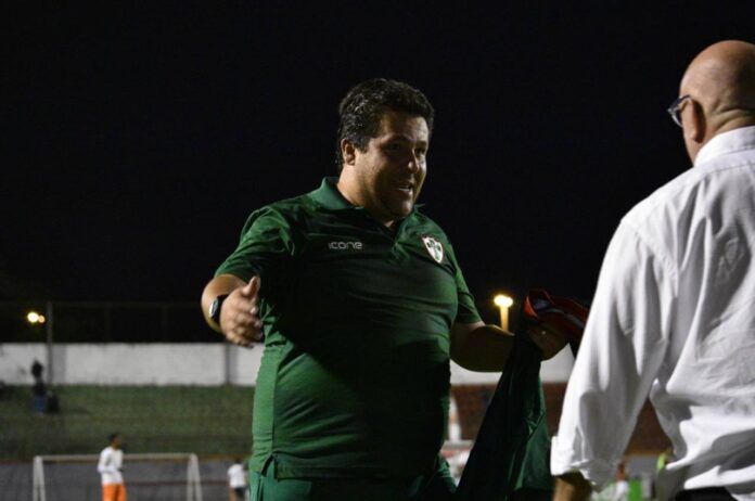 Presidente de time do Paulista A2 faz jogo duro e garante permanência de técnico