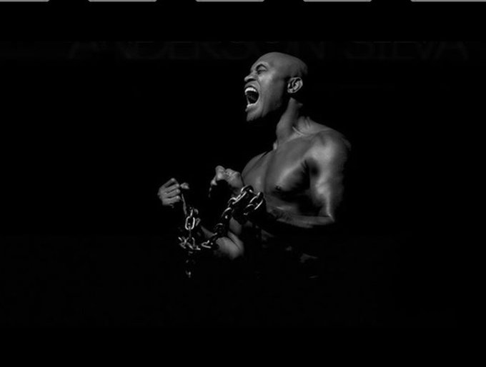 Anderson Silva publica foto acorrentado e questiona ódio e ganância