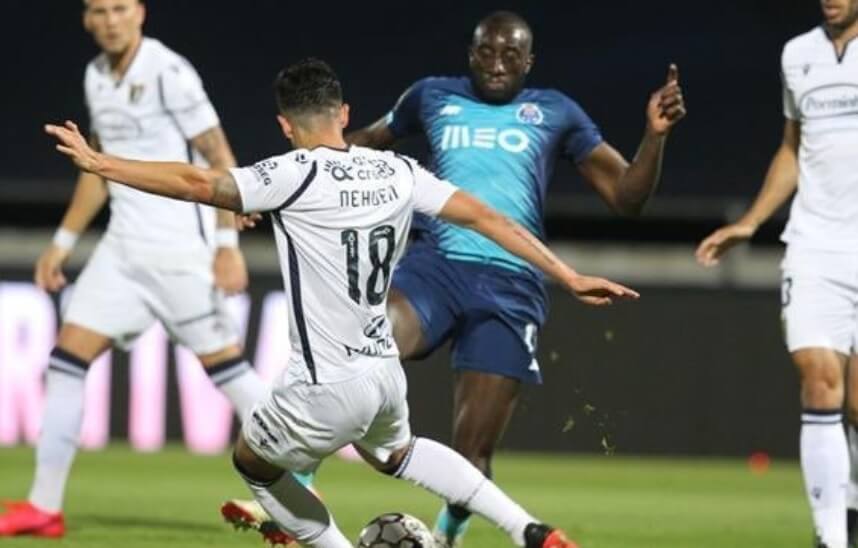 Porto perdeu para o Famalicão e tem a liderança ameaçada