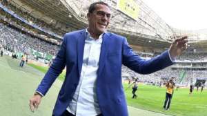 Luxemburgo critica volta do futebol: 'Não pode um lugar liberar e outro, não'